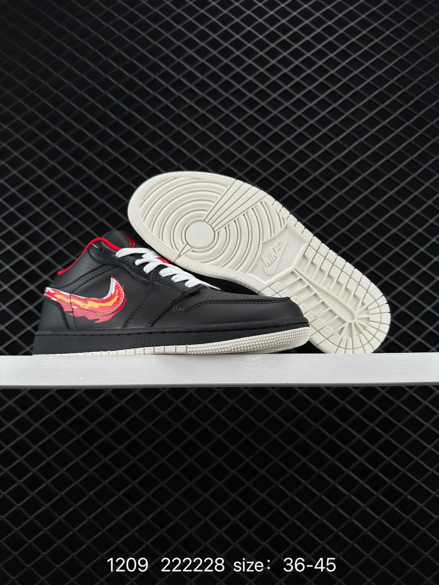 Nike Air Jordan 1 Retro Low SE